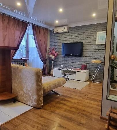 Apartment Voznesenska 25 Dnjepropetovsk Buitenkant foto